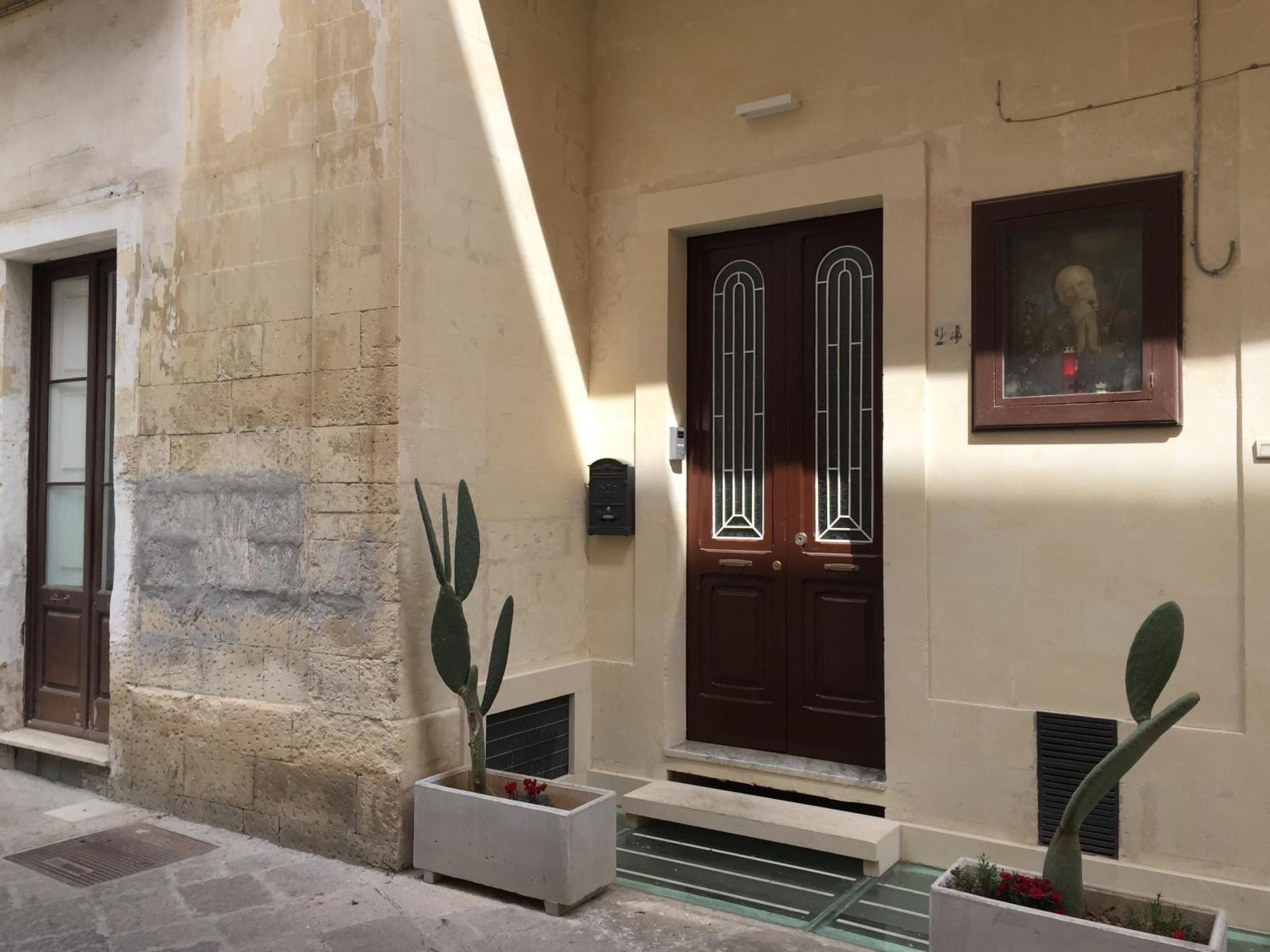 B&B Le Giravolte Λέτσε Εξωτερικό φωτογραφία